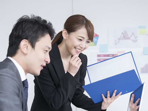 資材や消耗品の調達や決済を一元管理